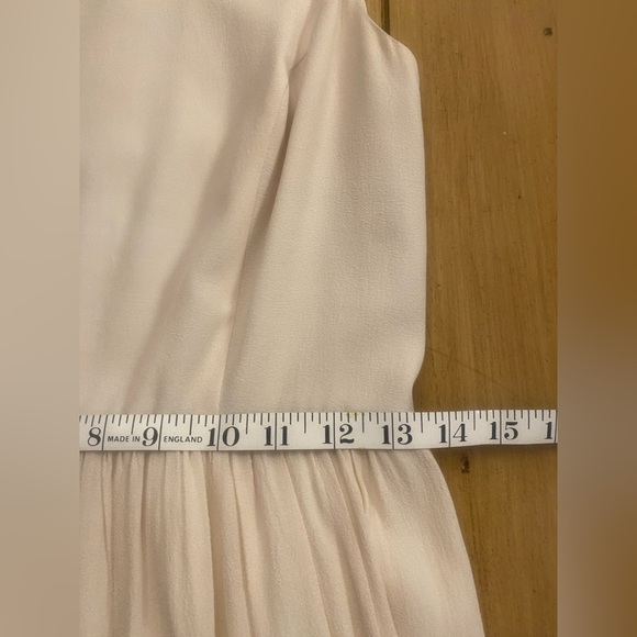 Kenzie Women’s Sleeveless Elegant Short Cream Dress Pearl Beads Accents size 4 - Picture 14 of 17